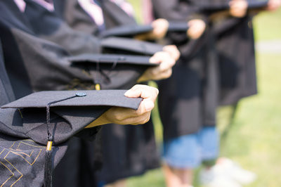 大连大学在职研究生报名方式是什么，入学需要考试吗？