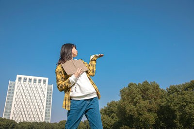 上海财经大学在职研究生学位申请条件有哪些，专科学历可以考吗？