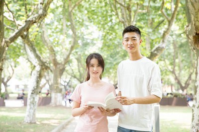 2024年如何报考西安工业大学在职研究生？