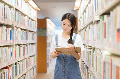 报考2025年四川师范大学在职研究生如何选择专业？
