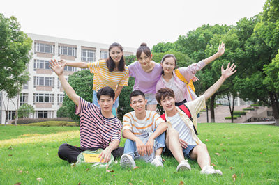 2024年报考湖南大学在职研究生对年龄有要求吗？