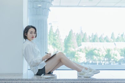 2025年北京语言大学在职研究生入学方式是什么？
