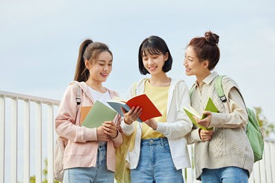 2025报考安徽工业大学在职研究生有什么优势？