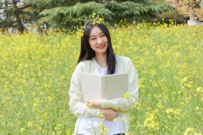 报考2025年武汉轻工大学在职研究生能拿什么证？