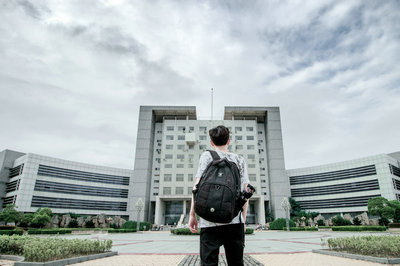 武汉科技大学在职研究生