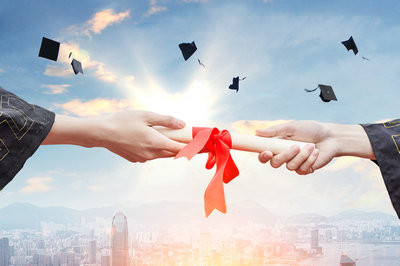 2025年武汉科技大学在职研究生是双证吗？