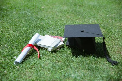 本科无学位能否报考2025年西北民族大学在职研究生