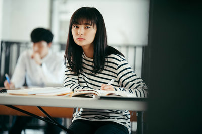 2025年北京语言大学在职研究生要读几年？