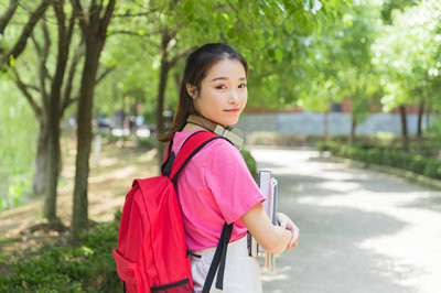 2025年武汉纺织大学在职研究生报考方式有哪些？学费是多少？