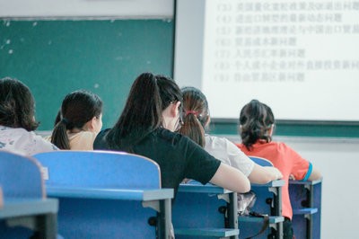 2025年本科无学位如何报考武汉科技大学在职研究生