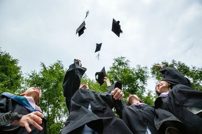 2025年四川师范大学在职研究生在哪里报名？