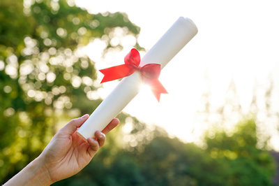 2025武汉纺织大学在职研究生热招专业是哪些，怎么报名？