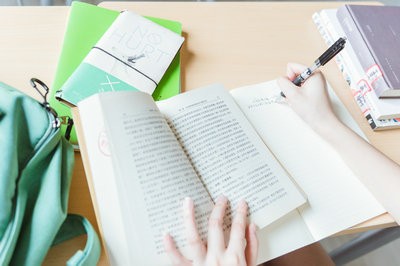 2025北京外国语大学在职研究生热招专业是哪些，怎么报名？