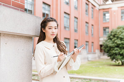2025年河北科技大学在职研究生报考条件是什么，对年龄有要求吗？