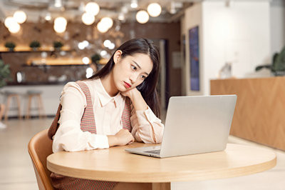 本科无学位能否报考2025年东华理工大学在职研究生？