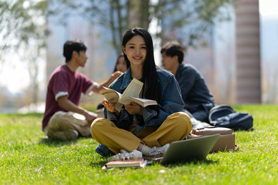 西南政法大学在职研究生