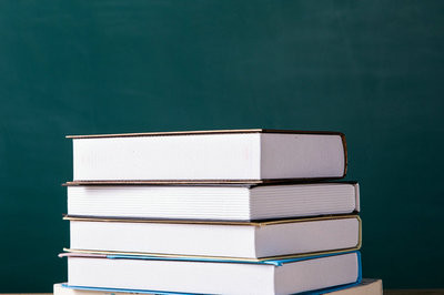 报考吉林大学在职研究生可以提升学历吗？