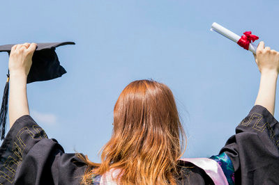 2021年金融学在职研究生毕业可以从事什么行业？