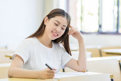报考2021年上海财经大学在职研究生对工作经验有要求吗？