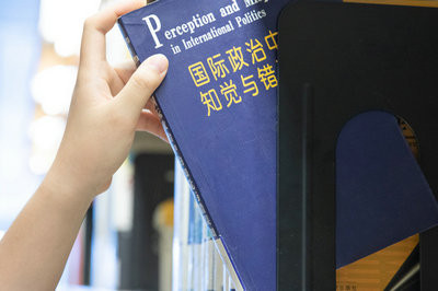 图书情报与档案管理在职研究生报名时间是什么时候？