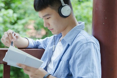 东北师范大学在职研究生有远程班吗?专科生能报名吗？