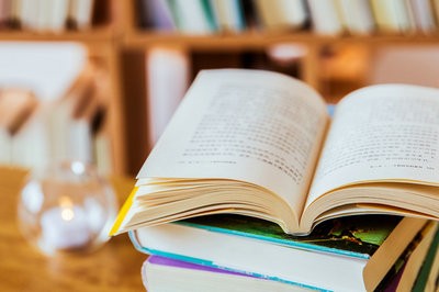 2022年报考在职研究生能保留学籍吗？