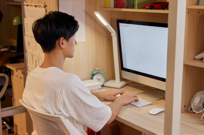 了解中国人民大学在职课程培训班上课方式吗？