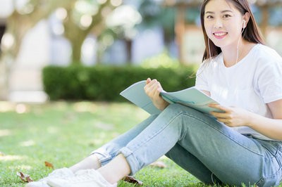 锦州医科大学在职研究生考试报名在啥时候？