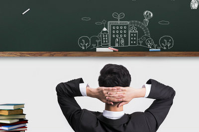 中国人民大学在职课程培训班课程的授课模式是什么？