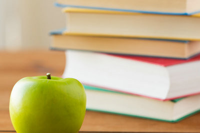 报考工商管理在职研究生年龄有上限要求吗？