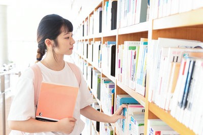 金融学在职研究生报考流程和考试要求是怎样的呢？