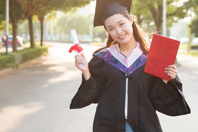 化学在职研究生申硕考试有几次机会？