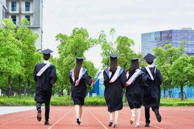 自考的本科怎么报考电子与通信工程在职研究生？