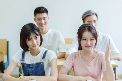 中南财经政法大学在职研究生招生门槛高吗？