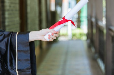 攻读民商法学在职研究生就业前景如何？容易找工作吗？