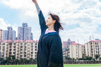 2023年报考公共管理在职研究生考试成绩什么时候查询？