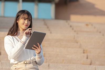 内蒙古民族大学在职研究生是学硕还是专硕？