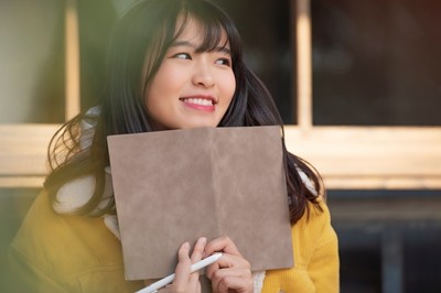报考深圳在职研究生难不难毕业？