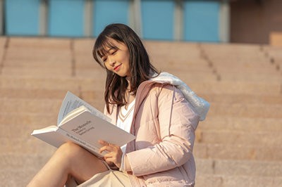 公务员可以在职考研吗？有什么优势？