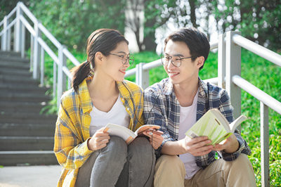 西南民族大学在职研究生考试成绩查询时间在什么时候？