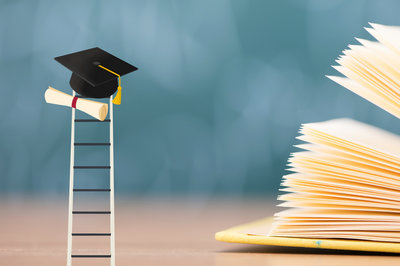 大连大学在职研究生 大连大学在职研究生